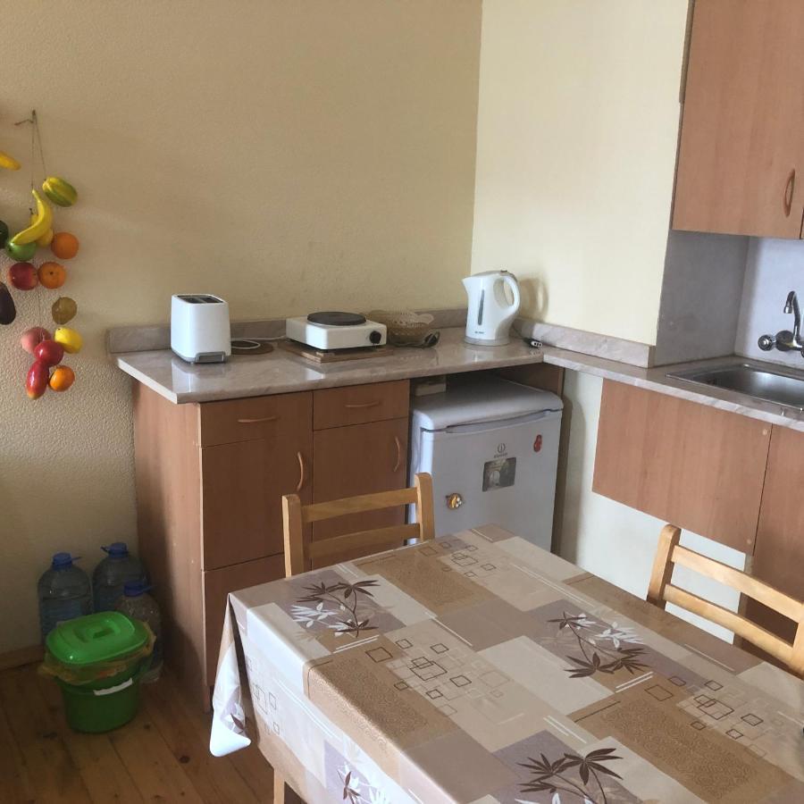 Old Metekhi Apartment Tbilisi ภายนอก รูปภาพ