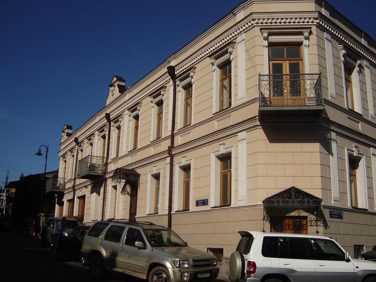 Old Metekhi Apartment Tbilisi ภายนอก รูปภาพ